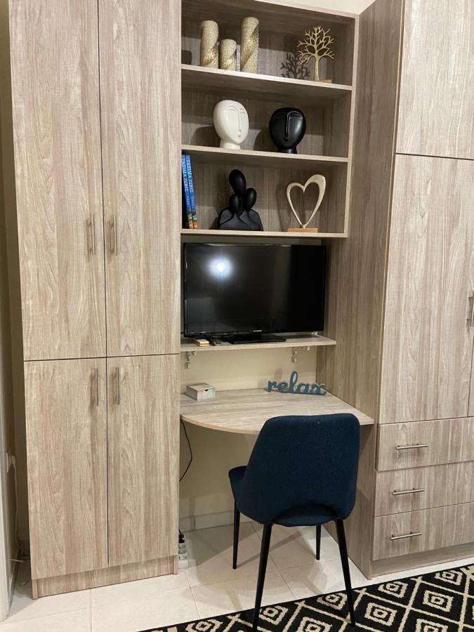 Zoi'S Central Home Волос Екстериор снимка